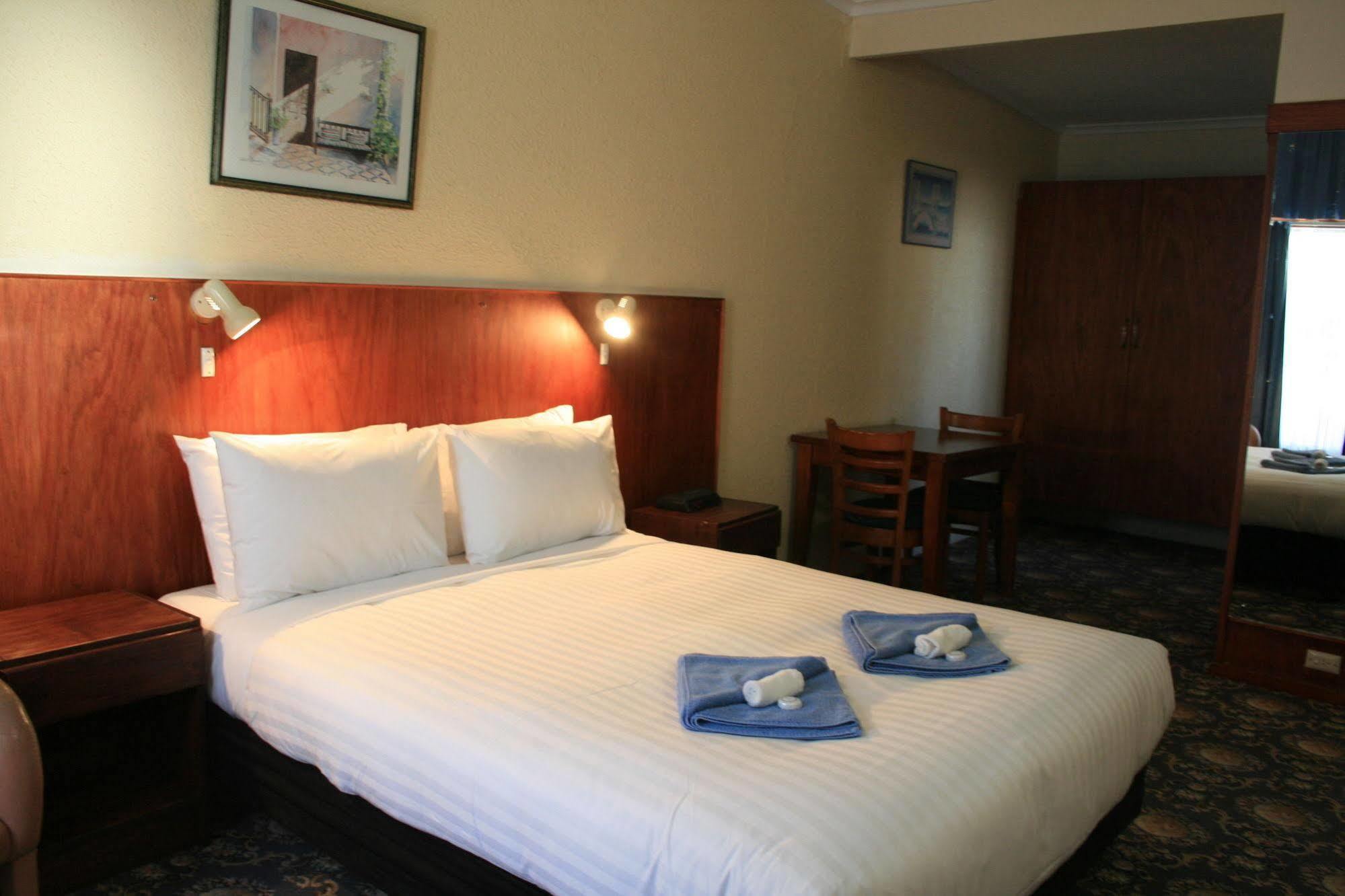Ship Inn Motel Yarram 외부 사진