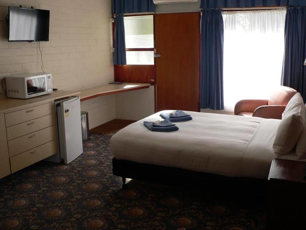 Ship Inn Motel Yarram 외부 사진