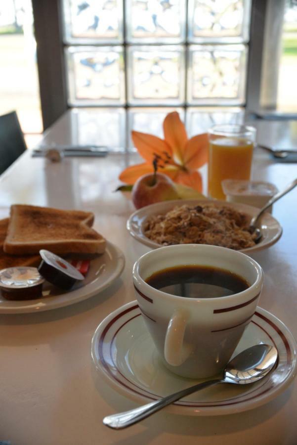 Ship Inn Motel Yarram 외부 사진